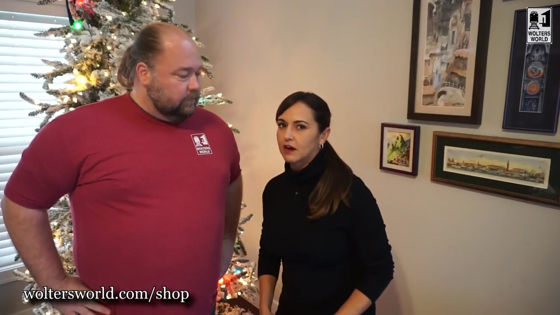 'Video thumbnail for The Best Christmas Gifts to Buy a Traveler in 2018'