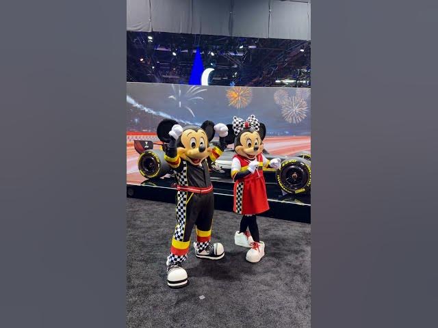Video thumbnail for Mickey and Minnie hyped for Formula 1 at #D23!