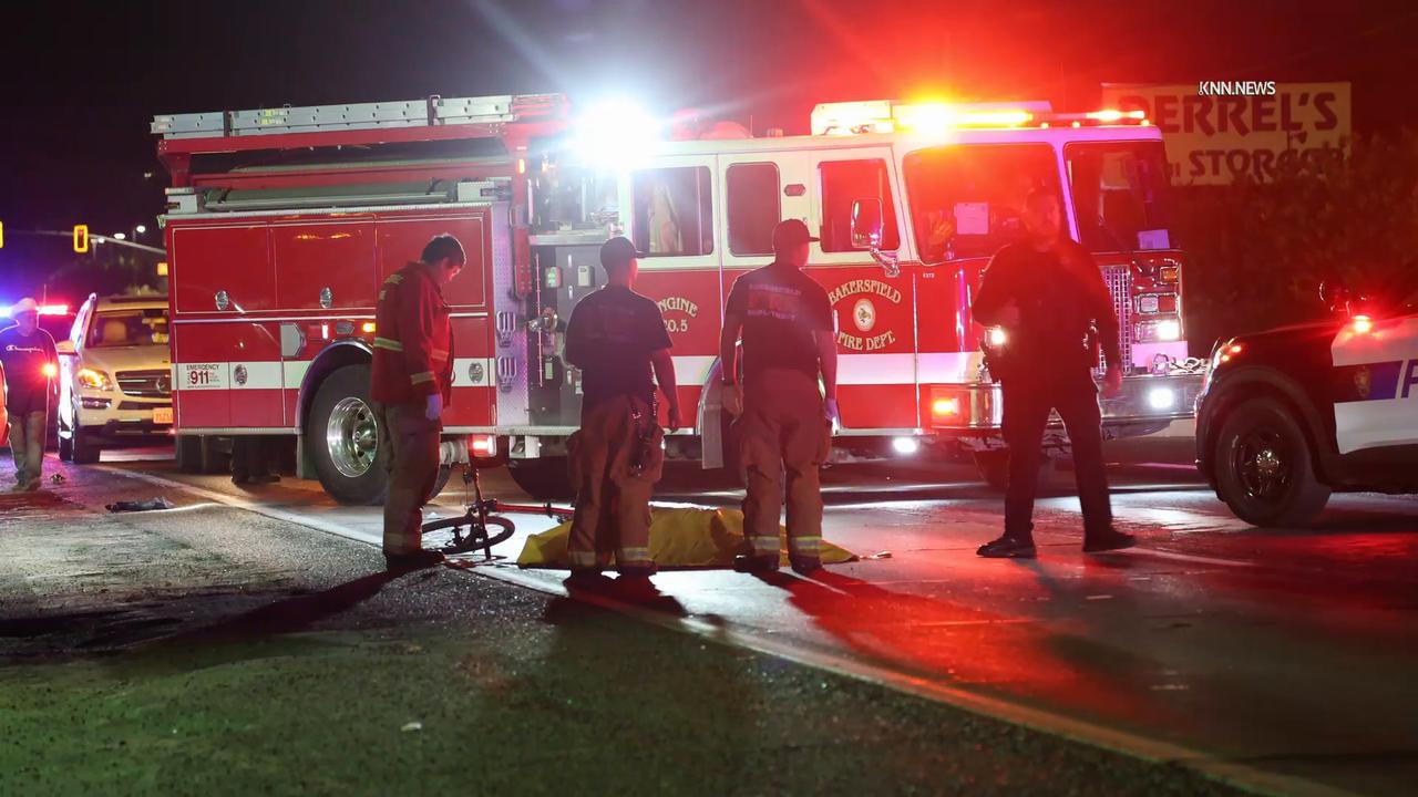 Video thumbnail for US, Bakersfield: Bakersfield Bicyclist Killed in Hit-and-Run on South Union Avenue Graphic Content.