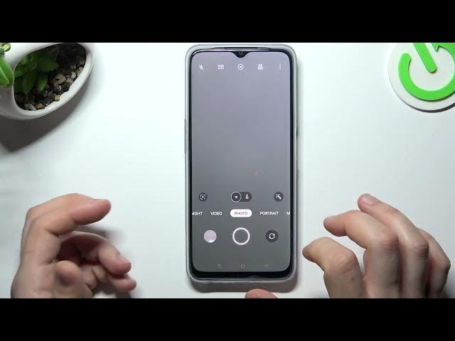 Video thumbnail for How to Take Burst Shot Pictures on a OPPO A77s - Capturing a Series of Photos