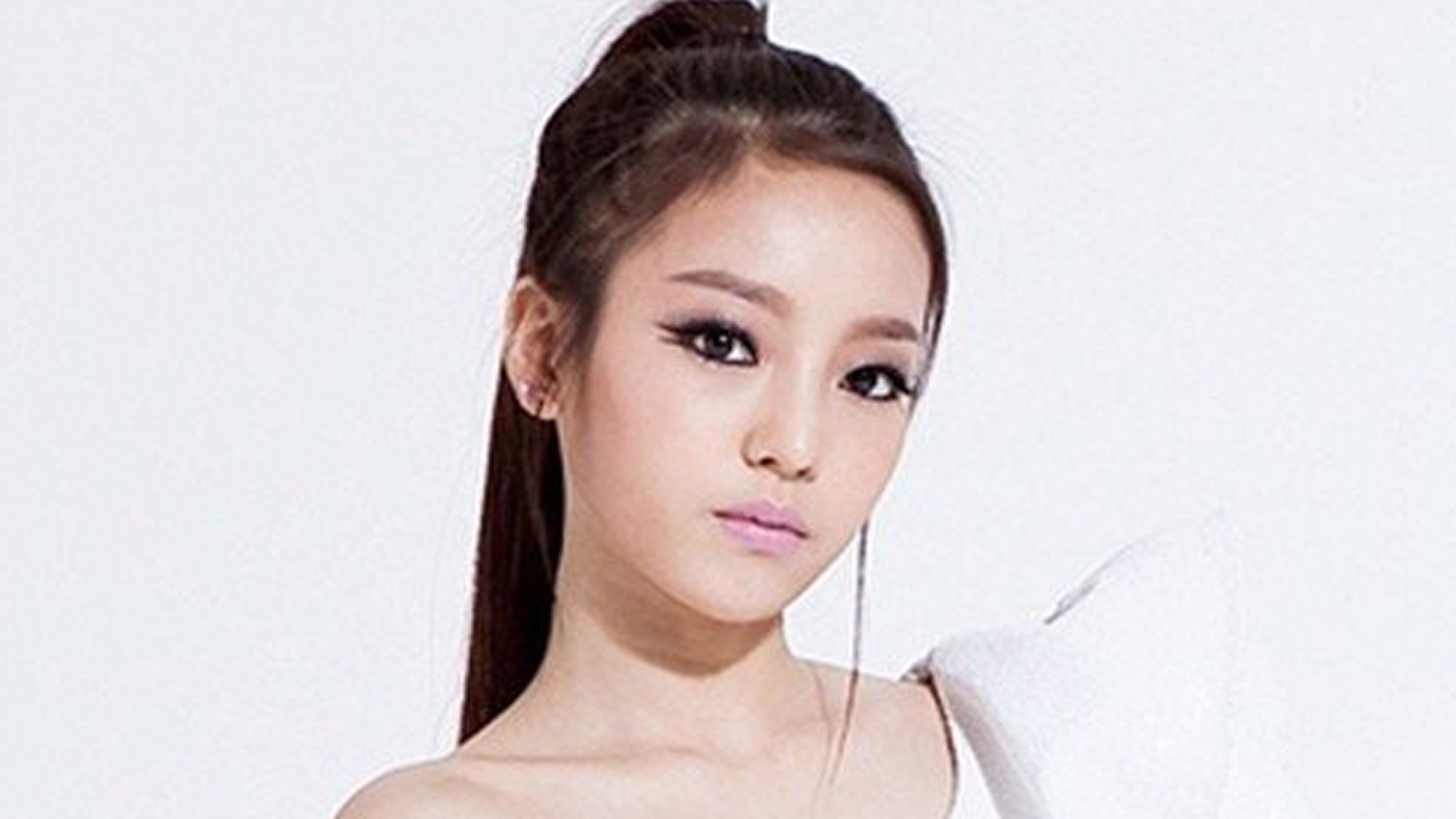 Video thumbnail for The Disturbing Reality Of K-Pop Music