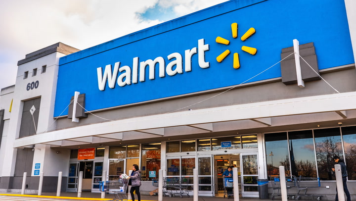 Video thumbnail for Walmart Turns Shopping Into A World Cup Attraction