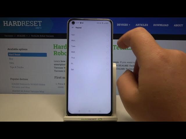 Video thumbnail for How to Schedule Cleaning on REALME TechLife Robot Vacuum - Plan Vacuuming a few Days ahead on RealMe