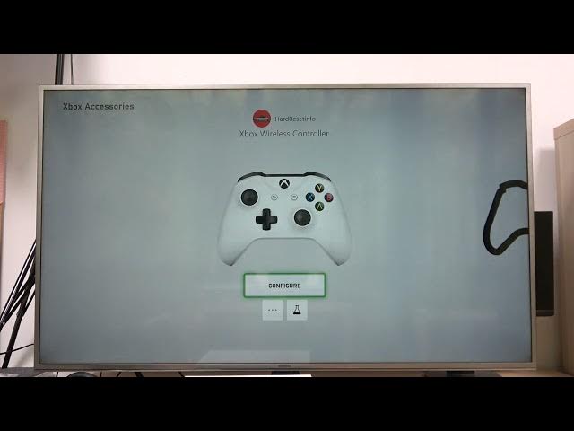 Video thumbnail for How To Sync Controller on Xbox ONE S - Synchronise XBOX One S Pad for Best Gaming Expierence