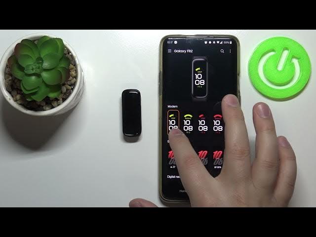Video thumbnail for How to Change Watch Face in SAMSUNG Galaxy Fit 2 - Adjust Display Look