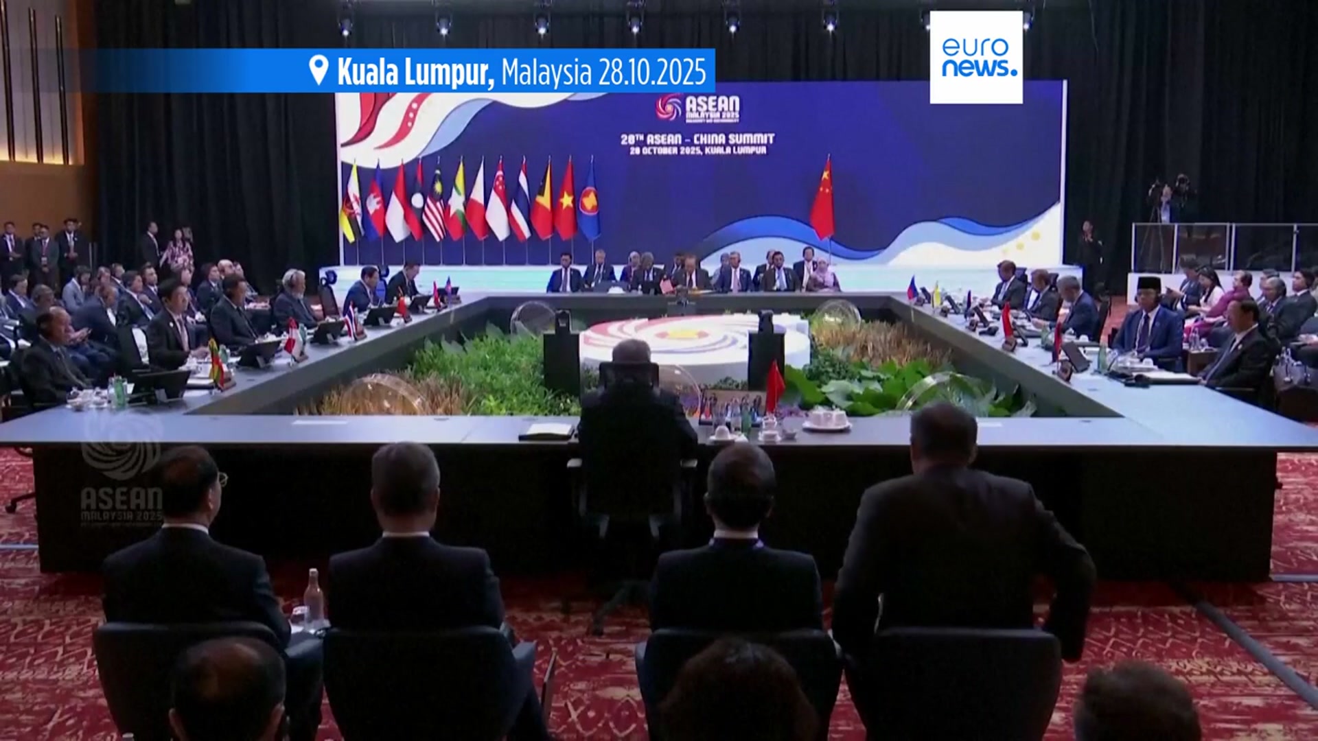 'Video thumbnail for China signs expanded ASEAN free trade pact as alternate to US protectionism'