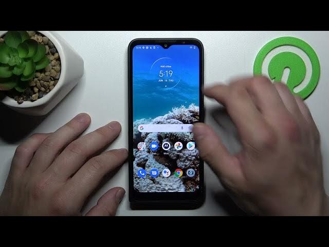 Video thumbnail for How to Change Display Brightness Level on MOTOROLA Defy - Adjust Brightness