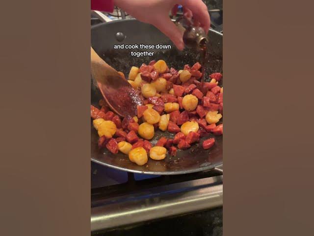 'Video thumbnail for Chorizo and Scallops with Pasta - perfect date night dinner #recipe #datenightathome'