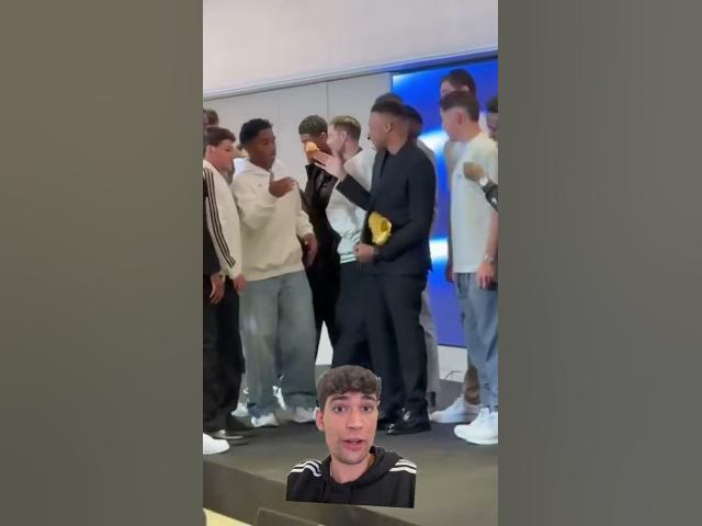 Video thumbnail for RODRYGO Y VINI SE QUIEREN IR