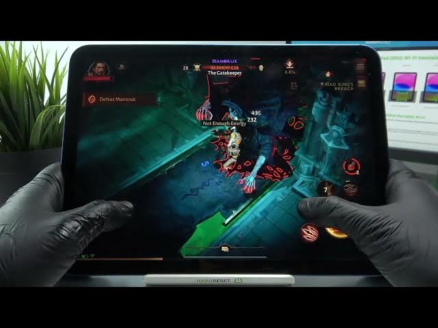 Video thumbnail for iPad 10th Gen (2022) - Diablo Immortal - Gameplay Preview