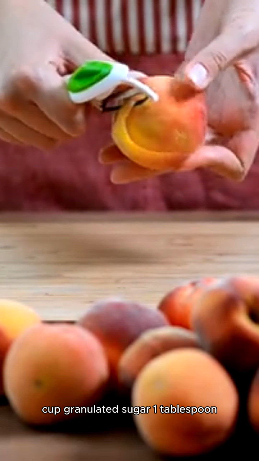 Video thumbnail for peach crumble recipe