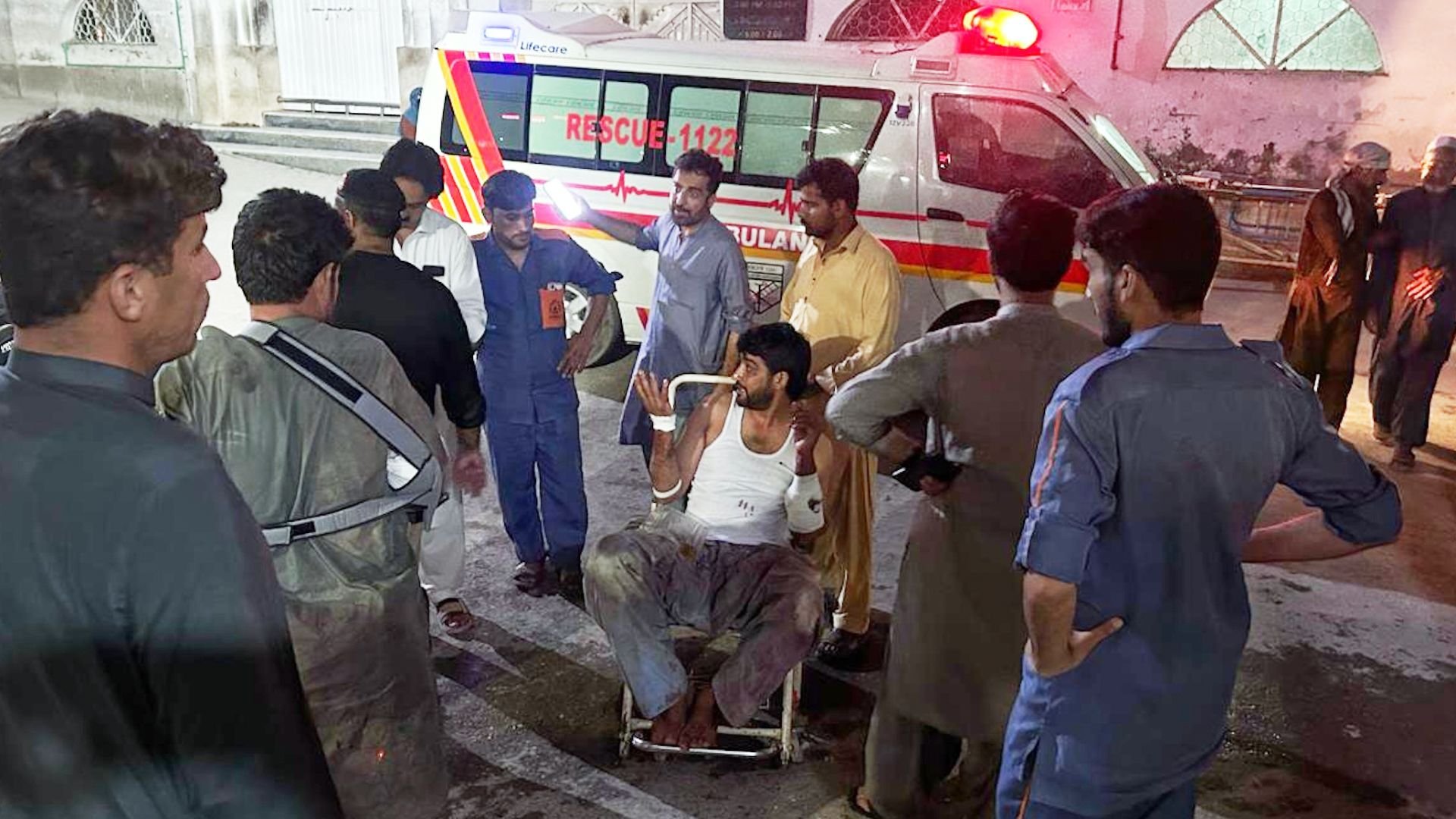 Video thumbnail for Police blame Pakistan Taliban for Hangu checkpoint attack that killed 9 officers