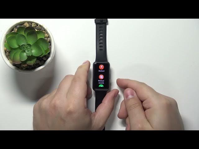 Video thumbnail for Huawei band 7 - How To Measure Heart Rate