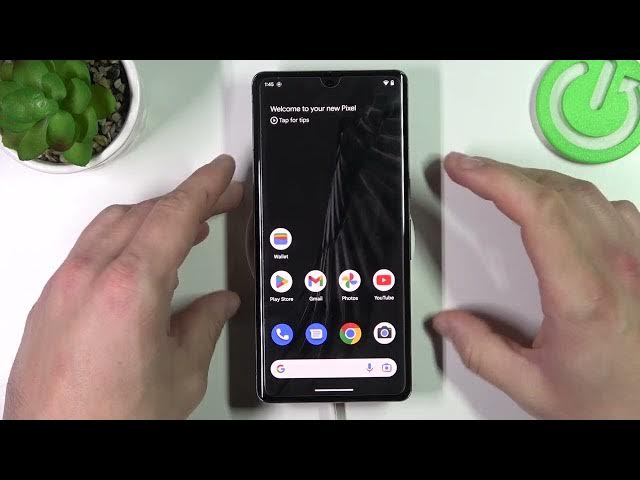 Video thumbnail for Does GOOGLE Pixel 7 Pro Support Wireless Charging?