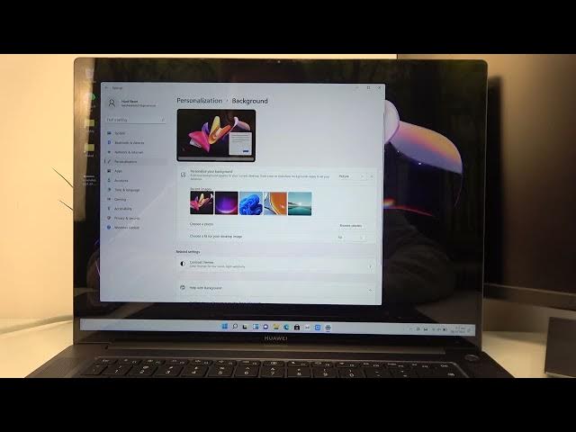 Video thumbnail for HUAWEI MateBook 16s - How To Change Wallpaper