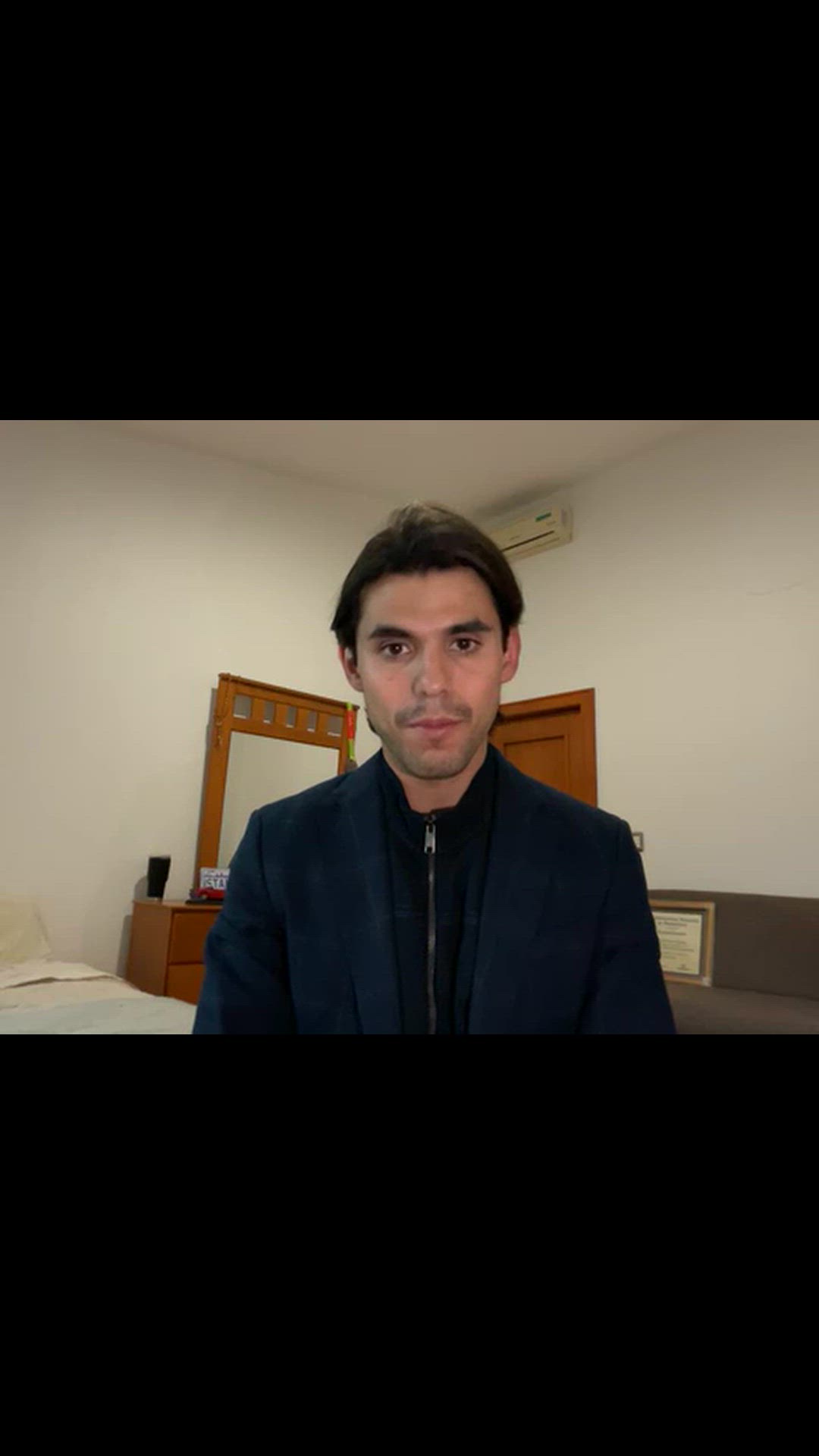 Video thumbnail for 78788257985  2B239486 9525 4289 B7B2 1EF242C43DCF