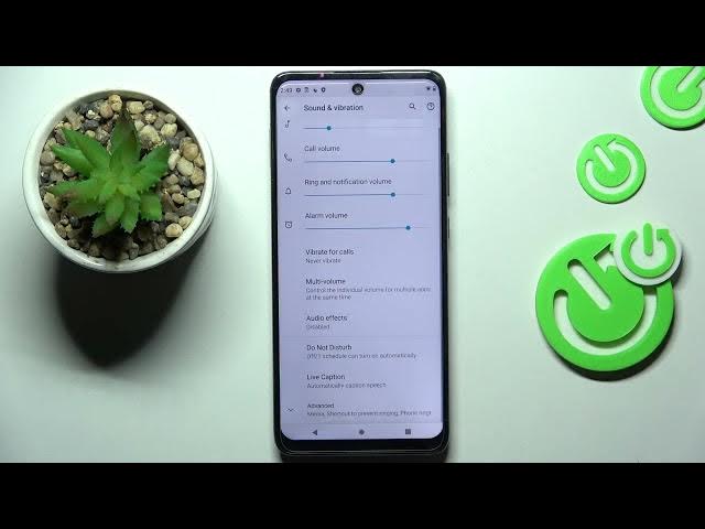 Video thumbnail for How to Turn On the Charging Sounds on the MOTOROLA One 5G Ace