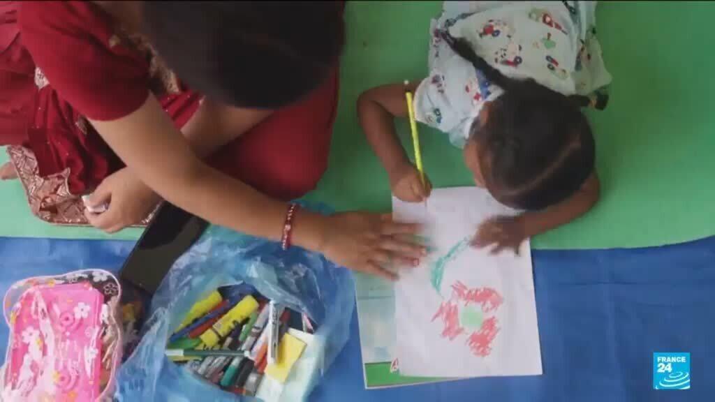 Video thumbnail for Nepal: Temporary education centres help flood-displaced children