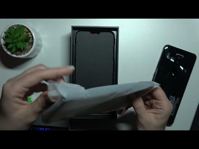 Video thumbnail for Nubia Red Magic 7 - All Box Accessories