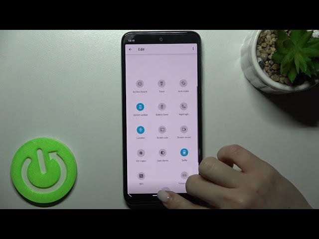 Video thumbnail for How to Add Tiles to Shortcut Menu in Motorola Moto G41 - Adjust Notification Panel Shortcuts