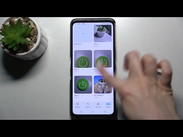 Video thumbnail for How to Hide Gallery Photos on ASUS ROG Phone 5s | Locked Folder