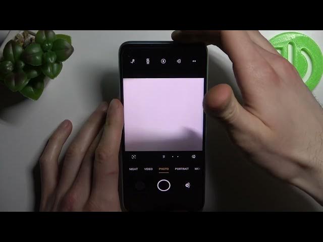 Video thumbnail for How to Turn On / Off Camera Mirroring in OPPO A96?