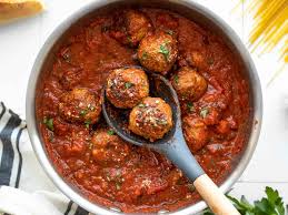 'Video thumbnail for Easy Turkey, Spinach & Cheese Meatballs'