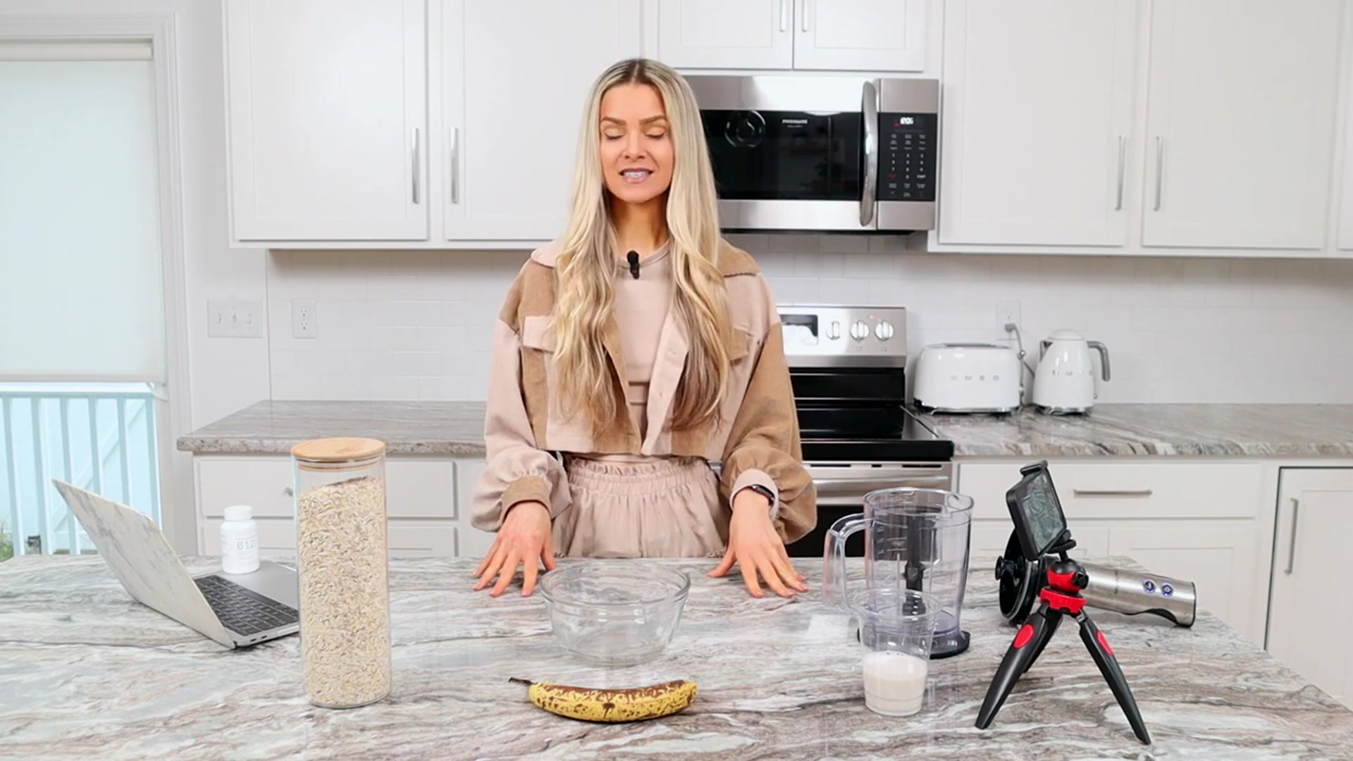 Video thumbnail for The Healthiest Pancake Recipe in the World   Vegan  Gluten Free  Oil Free(720P 60FPS)