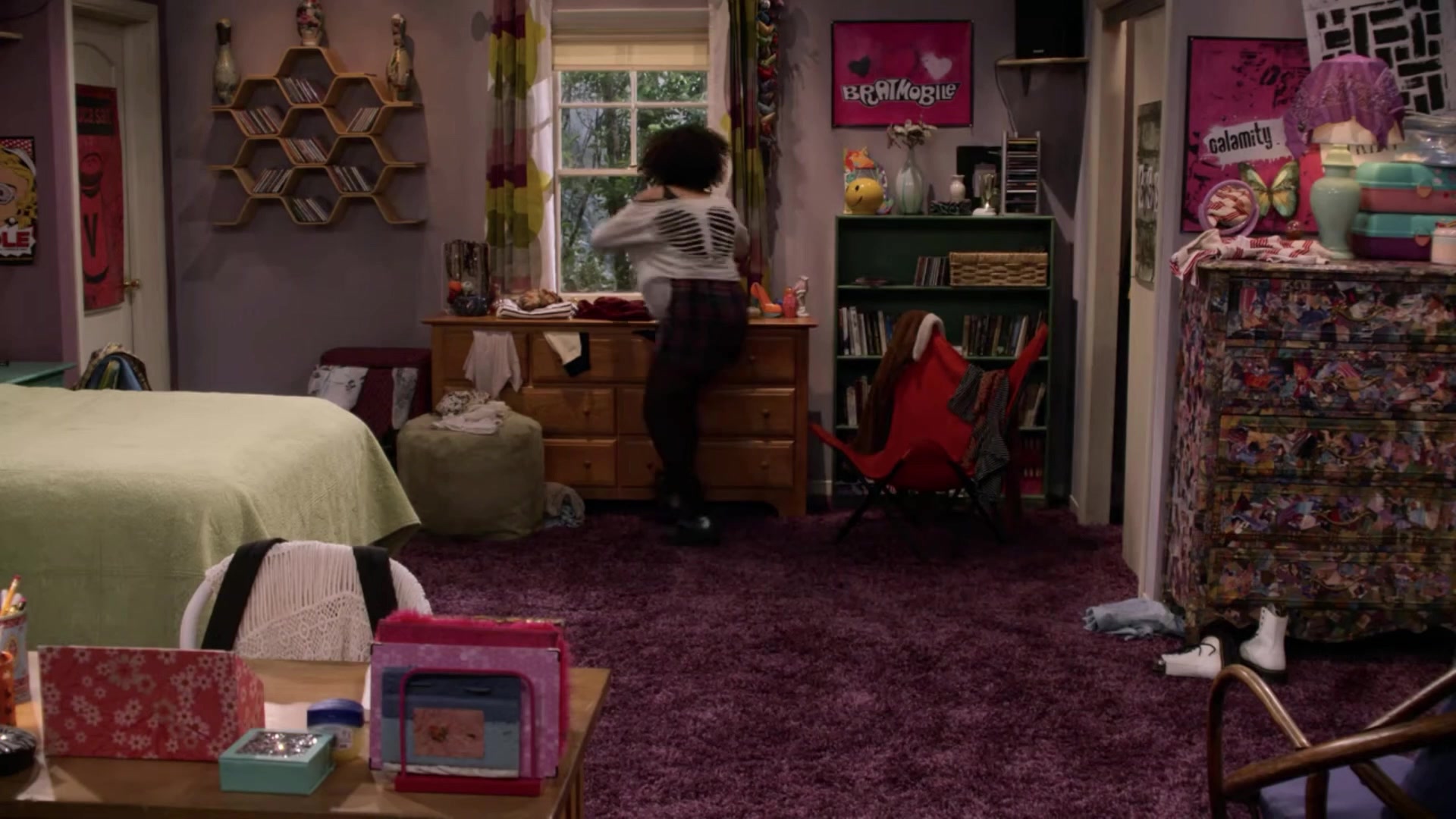 'Video thumbnail for The Donna And Eric Scene In That '90s Show That Was Totally Unscripted'