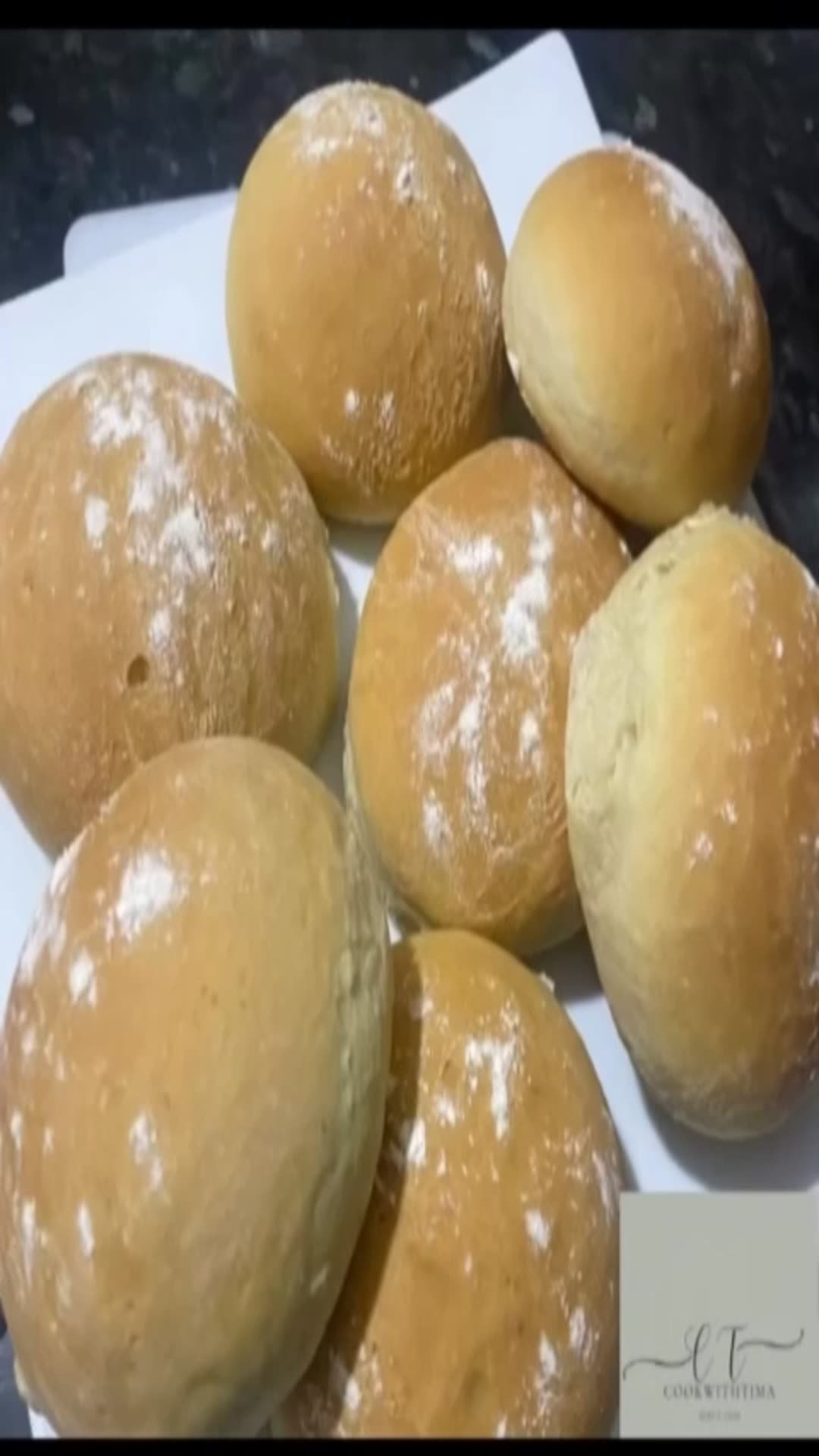 Video thumbnail for Simple Homemade Round Bread | Easy Bread Recipe