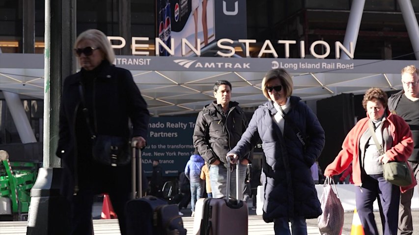 Video thumbnail for Sen. Schumer vows to block any bill to rename Penn Station after President Trump
