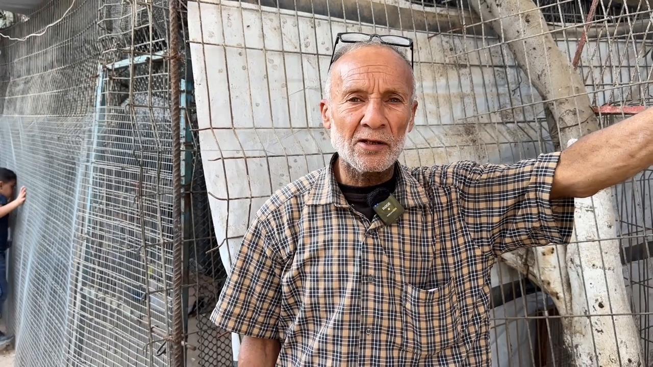 Video thumbnail for Makeshift petting zoo offers Gaza children rare moment of Eid joy.