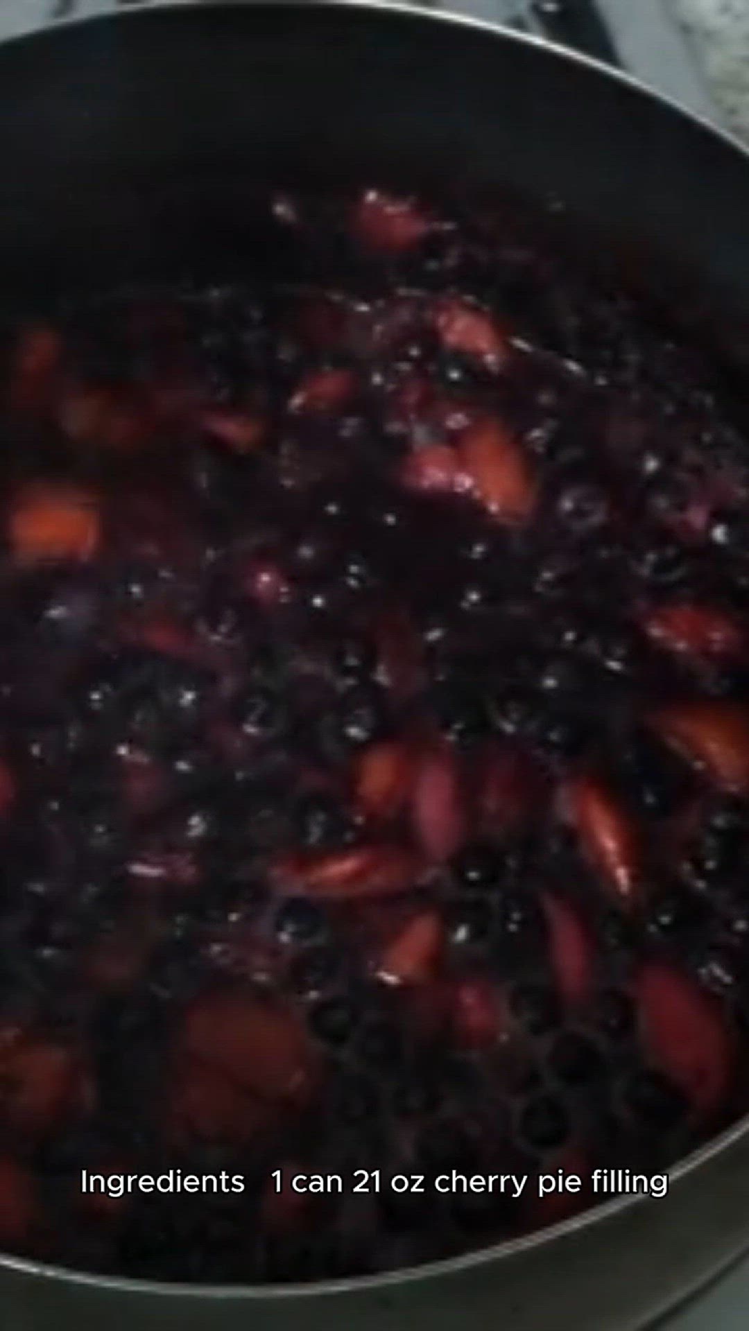 Video thumbnail for cherry dump cake recipe