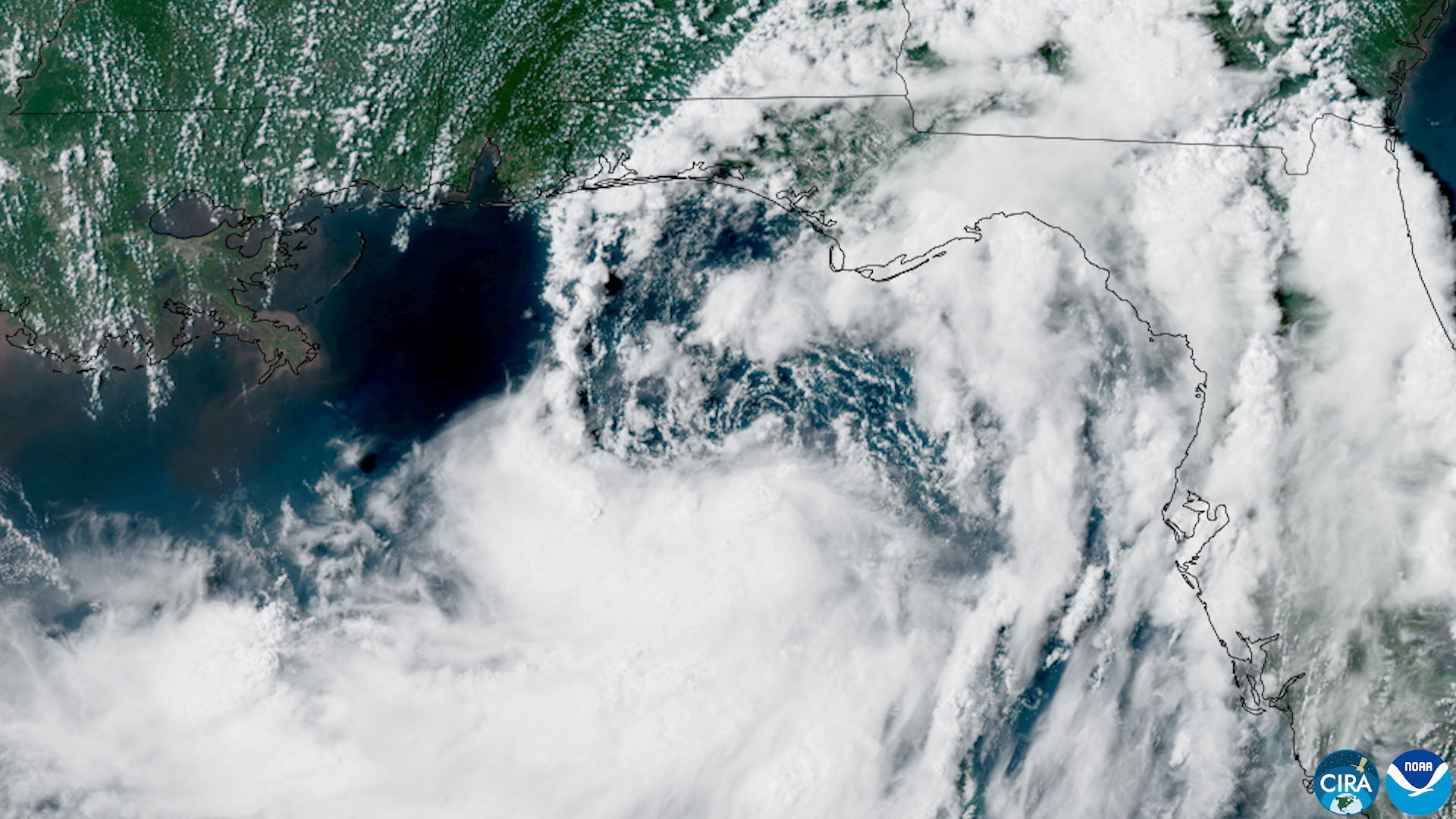 Video thumbnail for Tropical Storm Bertha gains strength as Gulf Coast braces for flooding, storm surge