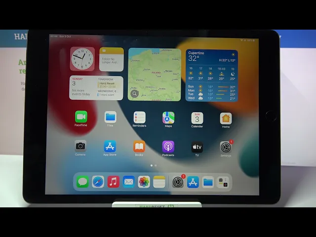 Video thumbnail for How to Enter Text Correction Options on iPad 9th Gen - Manage Input Features on iPad 2021
