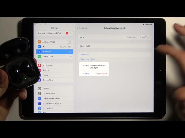 Video thumbnail for How to Pair Samsung Galaxy Buds Live with iPad 2021?