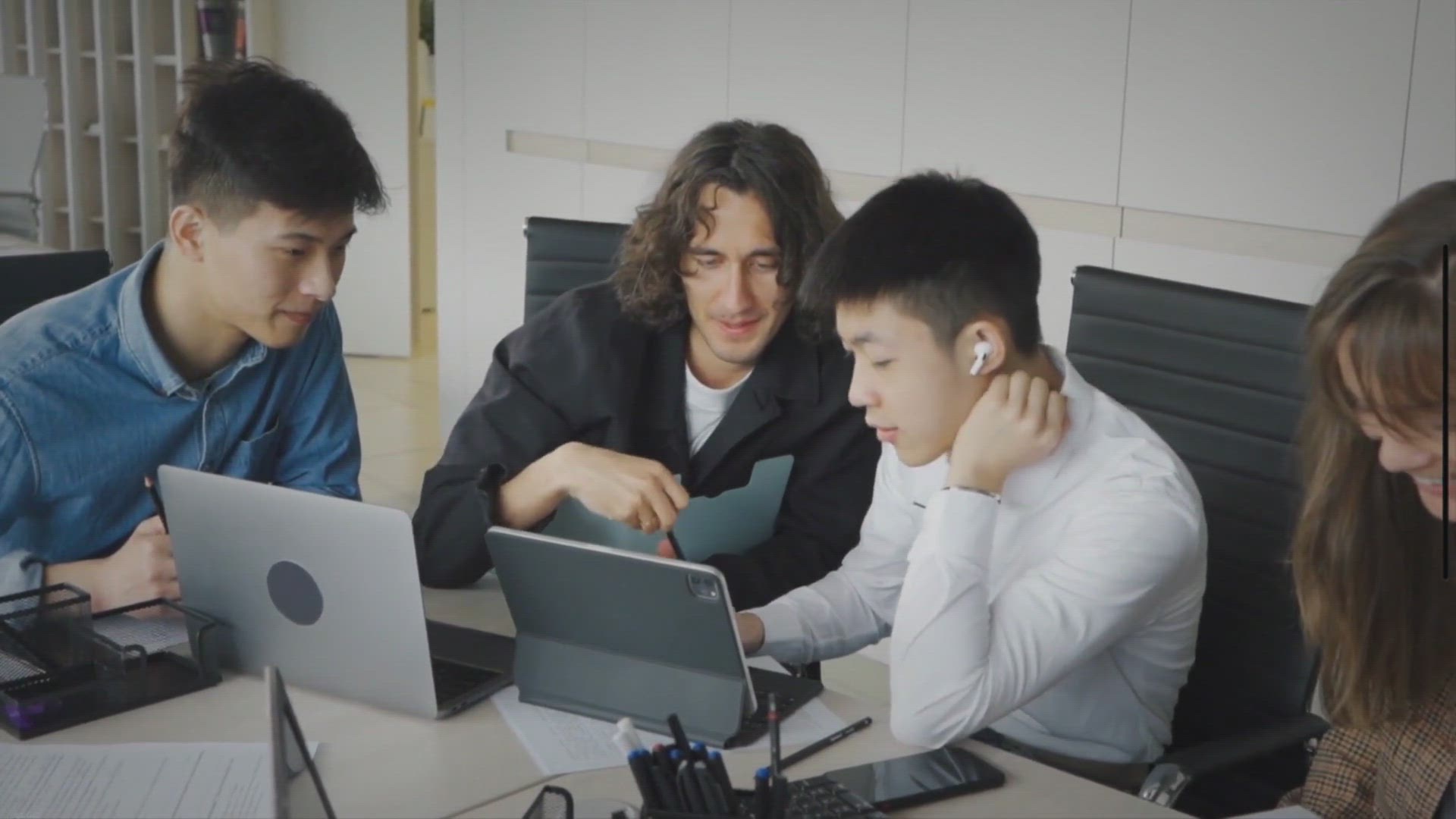 'Video thumbnail for Complete Web Frontend Development Roadmap: From Novice to Pro'