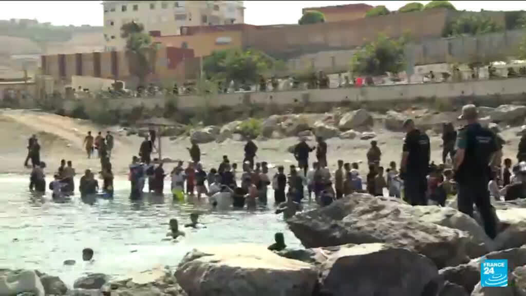Video thumbnail for Ceuta: What triggered mass migrant crossing?