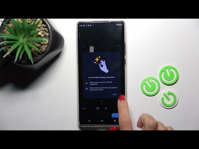 Video thumbnail for How to Add Photo to a Contact in Motorola Edge 30 Ultra - Personalize Contact