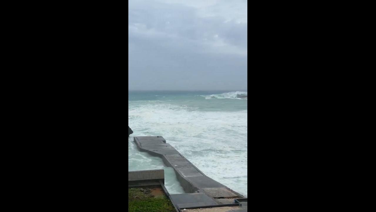 Video thumbnail for Japan: High Waves Pound Yoron Island Shore as Typhoon Jangmi Approaches.