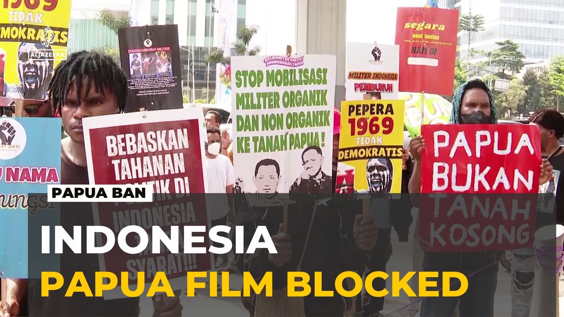 Video thumbnail for Crackdown on 'Pesta Babi' in Indonesia: The documentary explores deforestation in Papua