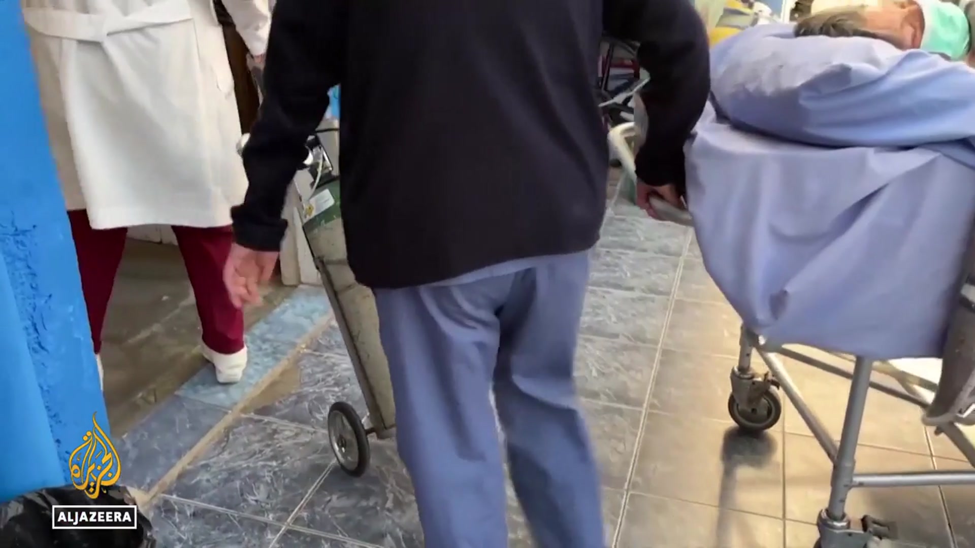 Video thumbnail for Bolivian doctors take to the streets: Healthcare system running out of critical resources