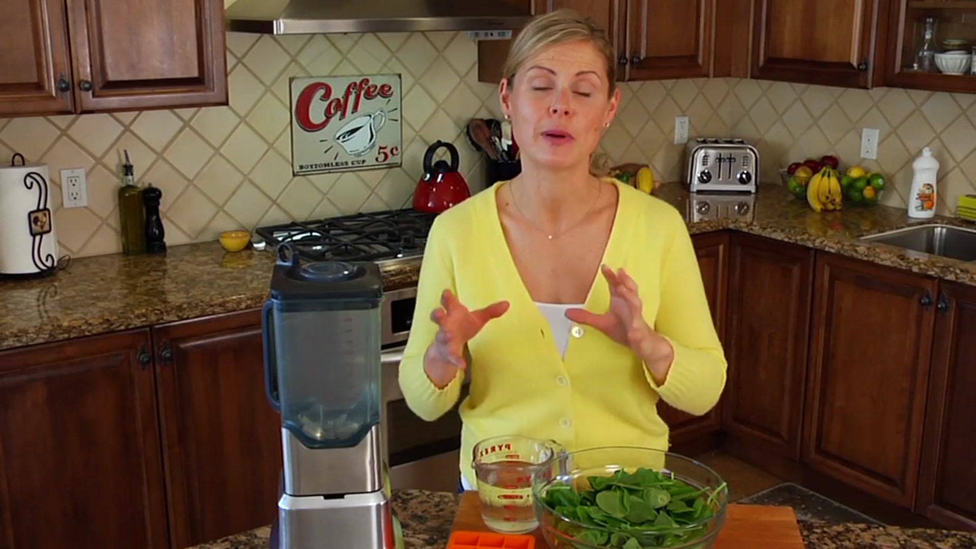 Video thumbnail for How To Make Spinach Pops (For Smoothies   Protein Shakes)(720P HD)