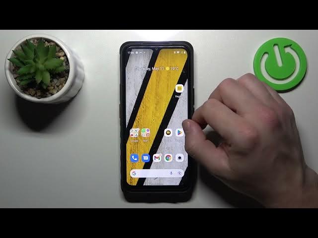 Video thumbnail for How to Turn Off Flashlight on CATERPILLAR Cat S53? - Disable Torch