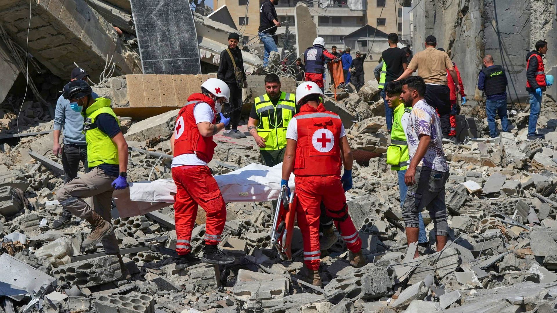 Video thumbnail for Israel presses on in Lebanon despite US-Iran ceasefire, strikes kill eight in Sidon