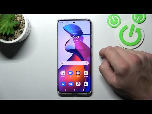 Video thumbnail for How to Change Display Brightness Level on MOTOROLA Edge 30 Fusion