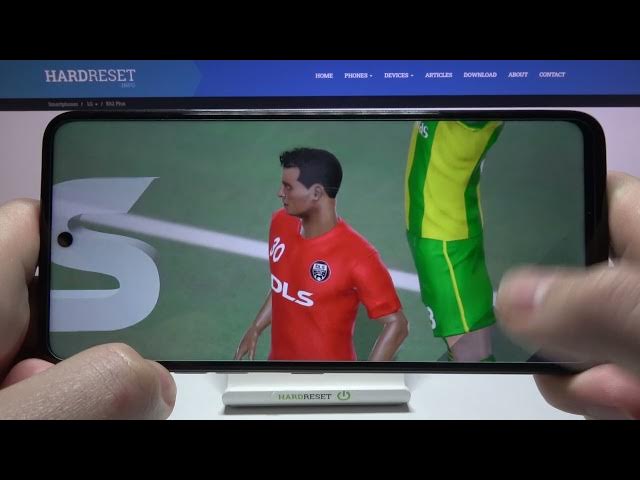 Video thumbnail for Test Dream League Soccer Gameplay on LG K62 Plus – High Graphics Checkup