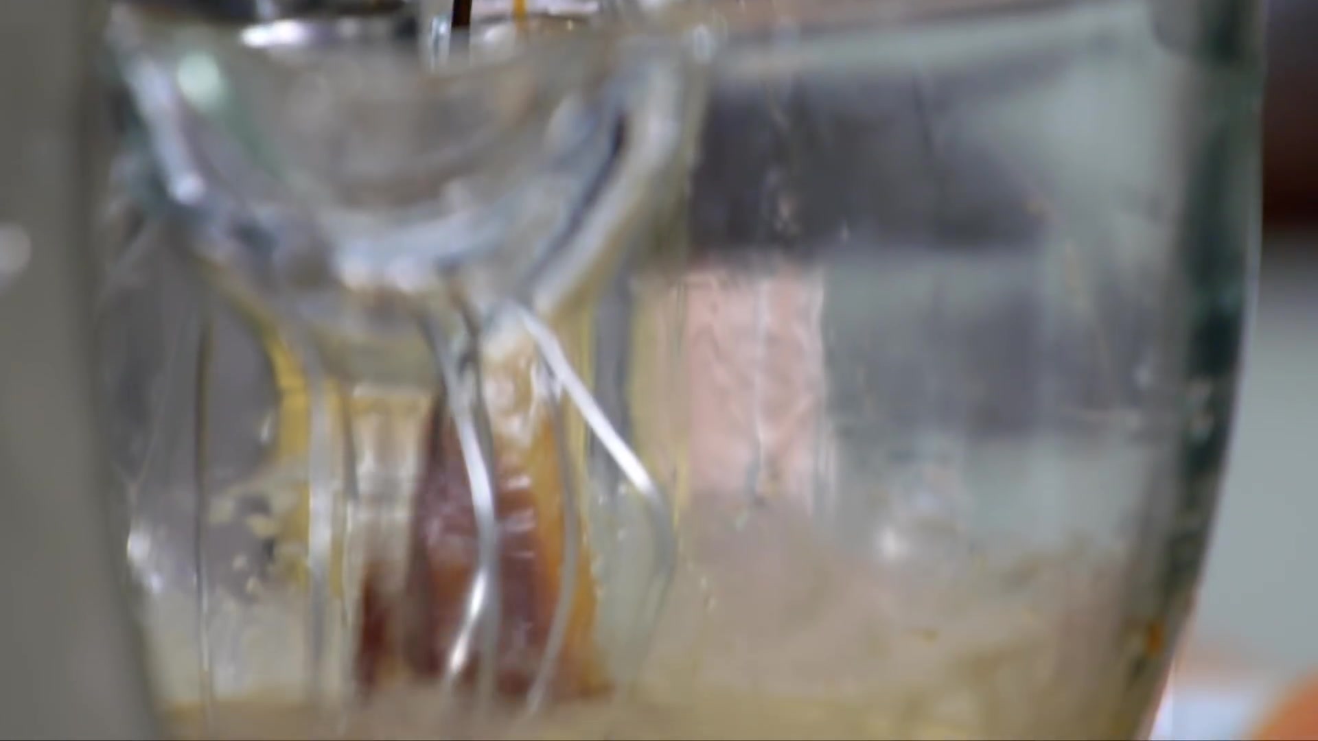 Video thumbnail for Orange & Coffee Poke Cake ¦ Nadiya's Family Favourites BBC (1080p 25fps H264 128kbit AAC)