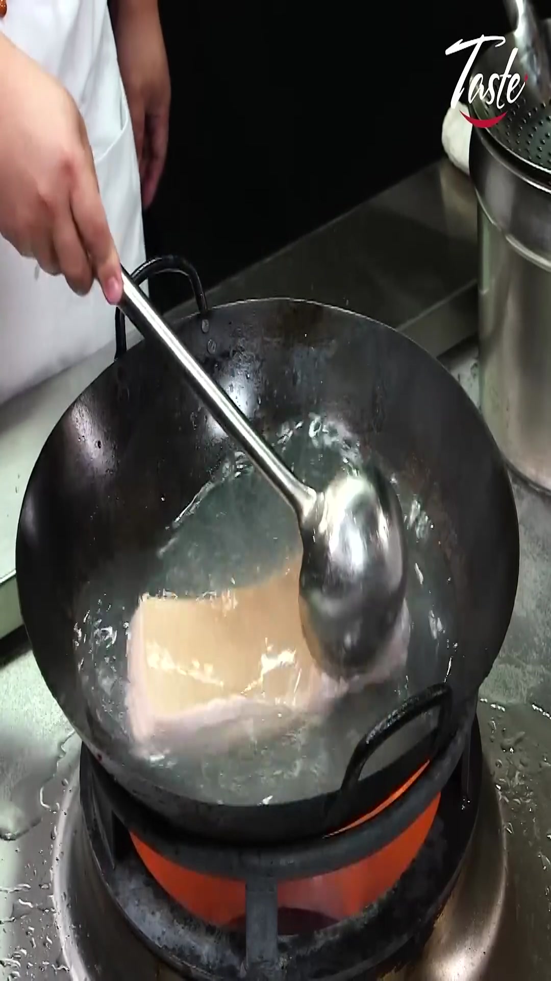 Video thumbnail for 13.How to Make Chinese Braised Pork Belly l 東坡肉 (1080p 30fps)