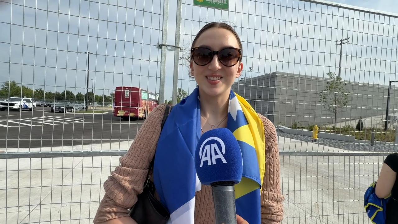 Video thumbnail for Canada: Bosnia fans bring World Cup spirit to Toronto.